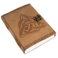 Dagboek leder met triquetra