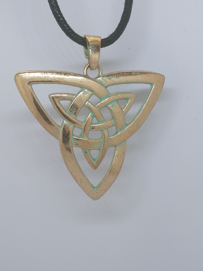 XL Hanger Triquetra oud goud